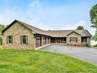 125 Inlet Dr, Wirtz, VA 24184