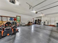 125 Inlet Dr, Wirtz, VA 24184