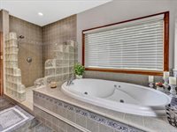 125 Inlet Dr, Wirtz, VA 24184