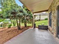 125 Inlet Dr, Wirtz, VA 24184