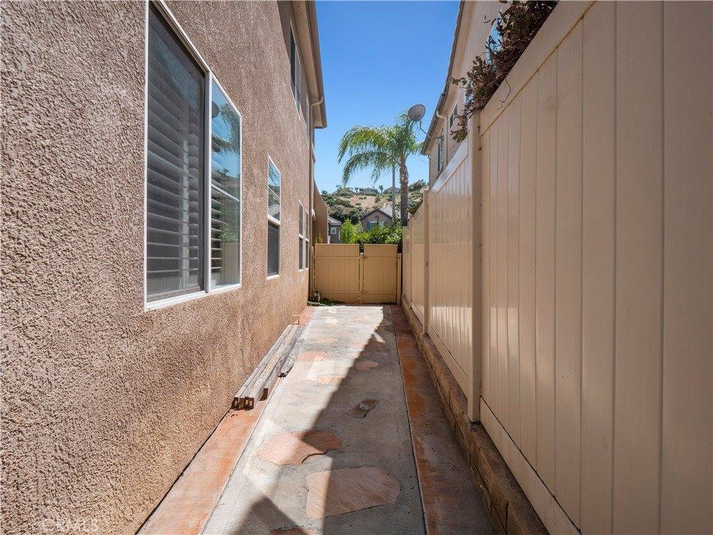 27629 Elkwood Lane, Castaic, CA 91384