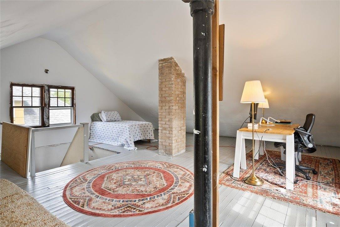 80 Elmdorf Avenue, Rochester, NY 14619