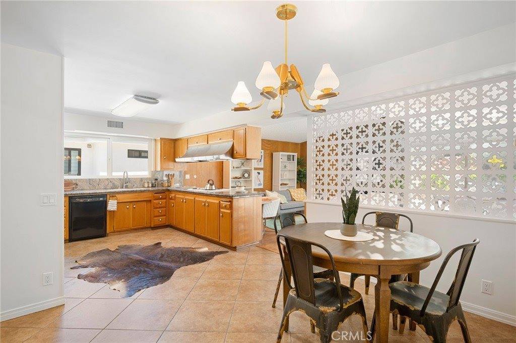 3032 Trudi Lane, Burbank, CA 91504