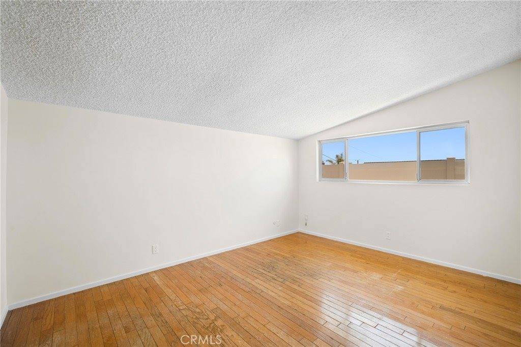 3032 Trudi Lane, Burbank, CA 91504