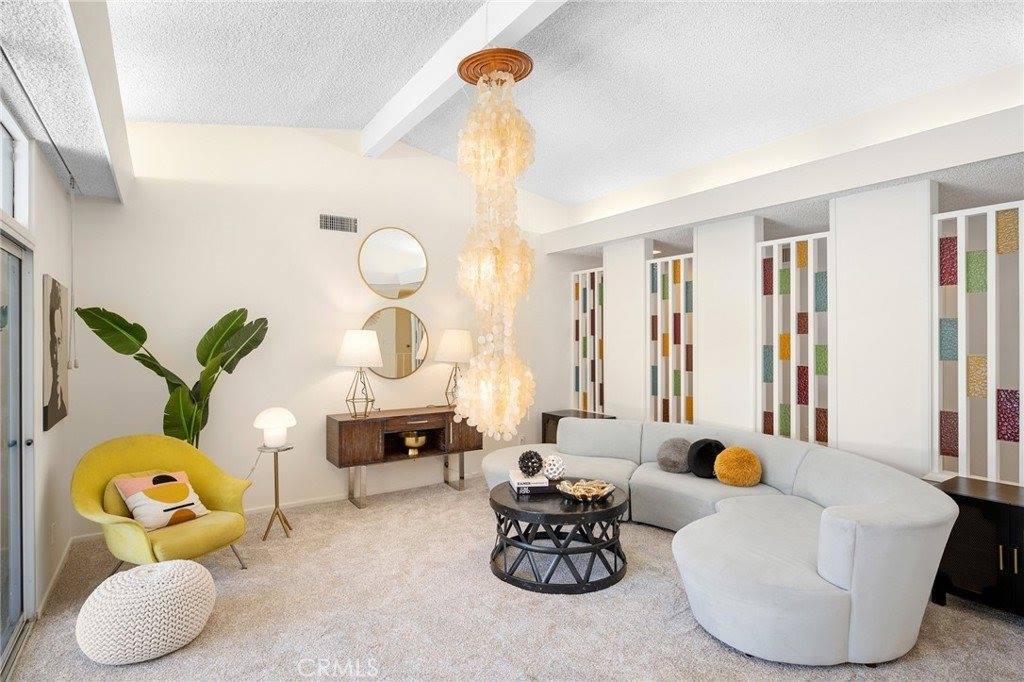 3032 Trudi Lane, Burbank, CA 91504