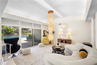 3032 Trudi Lane, Burbank, CA 91504