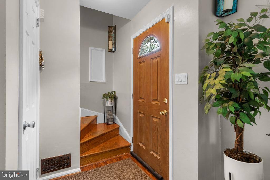 1013 Carson Street, Silver Spring, MD 20901