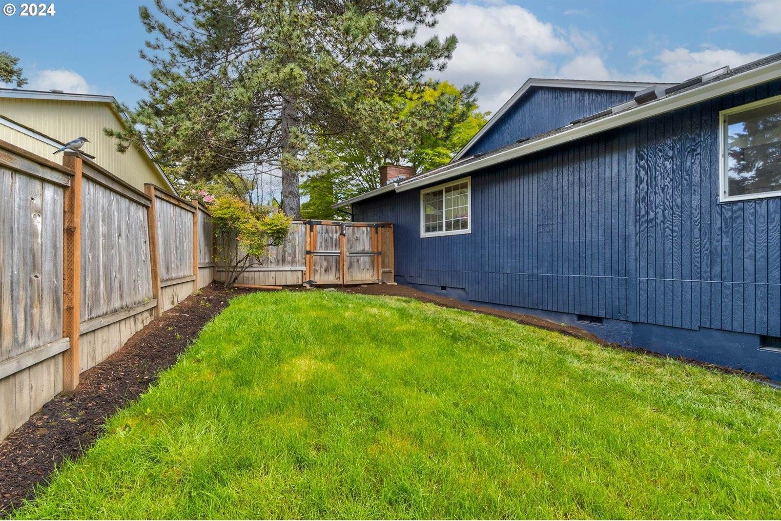 7730 SW 161ST Dr, Beaverton, OR 97007