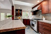 7730 SW 161ST Dr, Beaverton, OR 97007