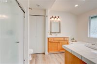 7730 SW 161ST Dr, Beaverton, OR 97007