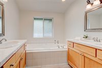 7730 SW 161ST Dr, Beaverton, OR 97007