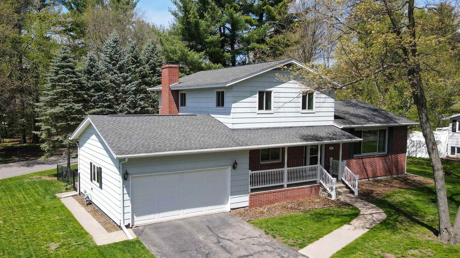 3290 Dans Drive, Stevens Point, WI 54481