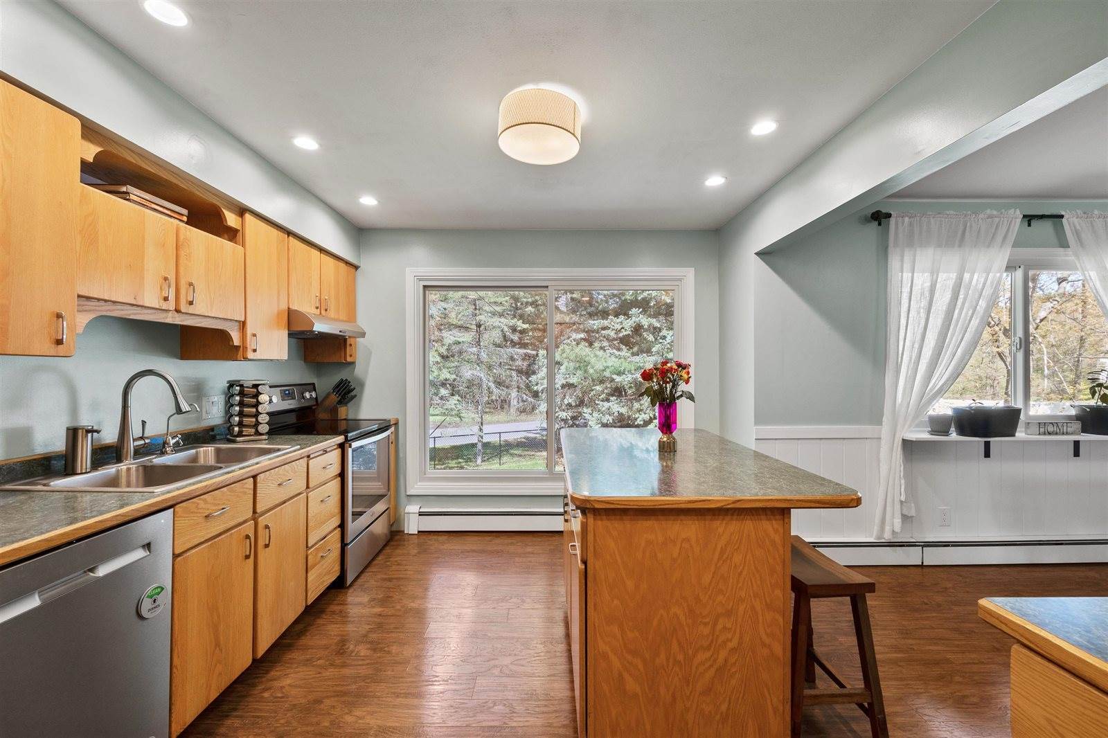 3290 Dans Drive, Stevens Point, WI 54481