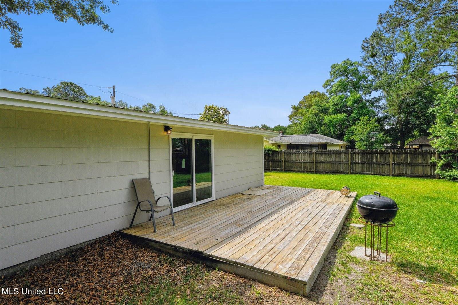 306 Mincheck Road, Ocean Springs, MS 39564