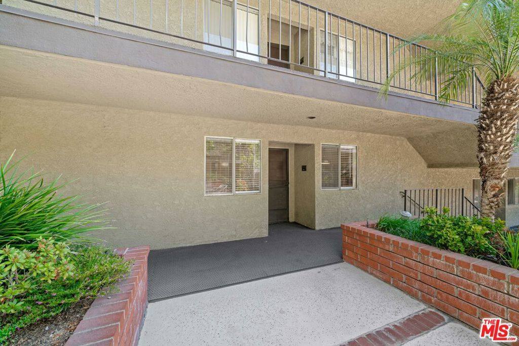 125 West Mountain Street, #115, Glendale, CA 91202