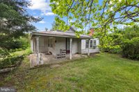 1890 Fairfax Pike, White Post, VA 22663