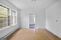 1890 Fairfax Pike, White Post, VA 22663