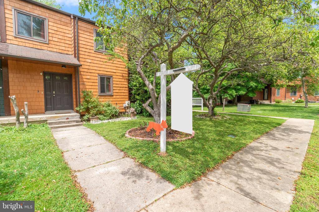 13317 Woodruff Court, Germantown, MD 20874