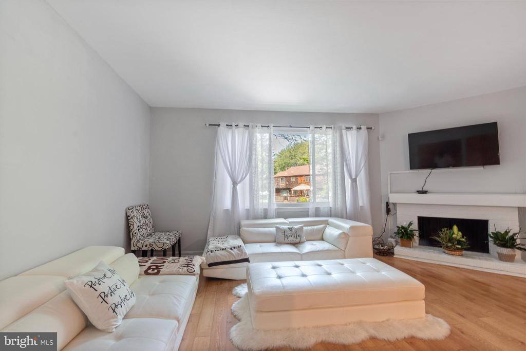 13317 Woodruff Court, Germantown, MD 20874