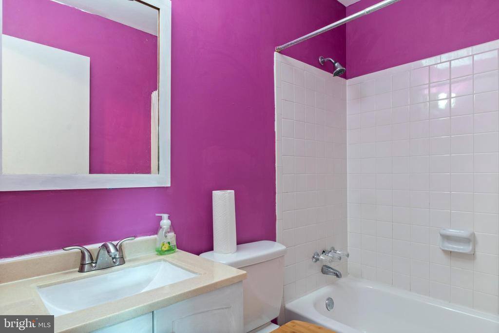 13317 Woodruff Court, Germantown, MD 20874