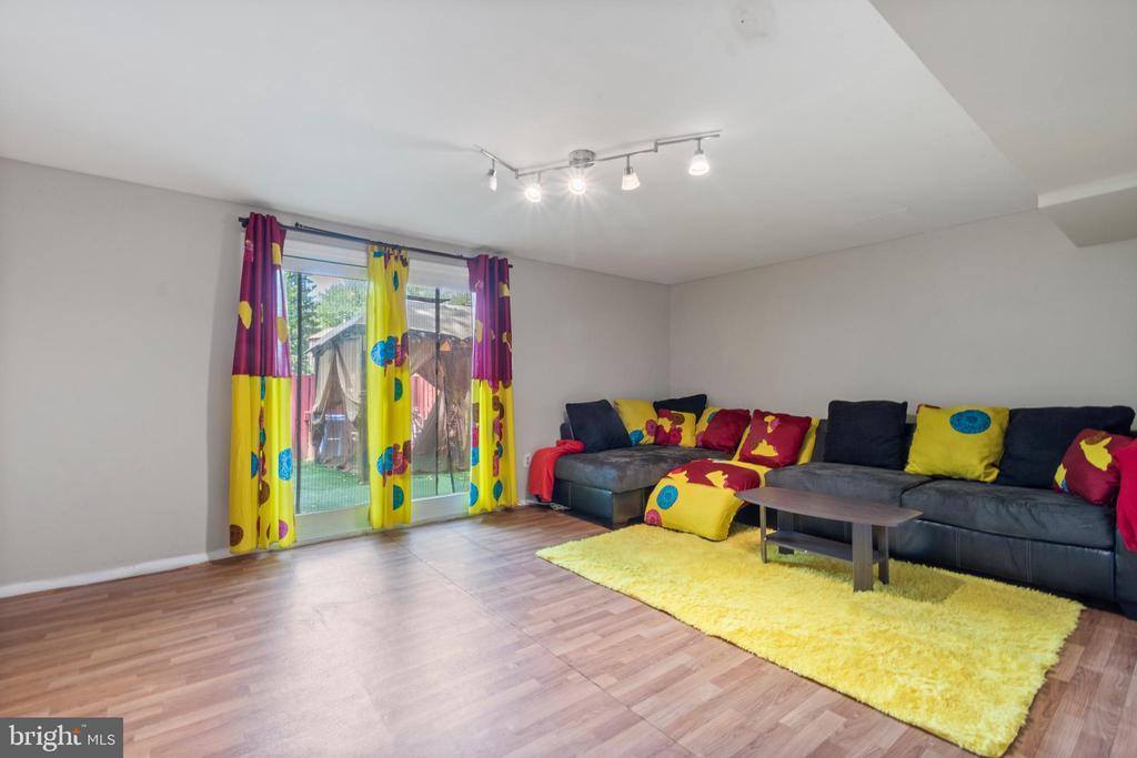 13317 Woodruff Court, Germantown, MD 20874