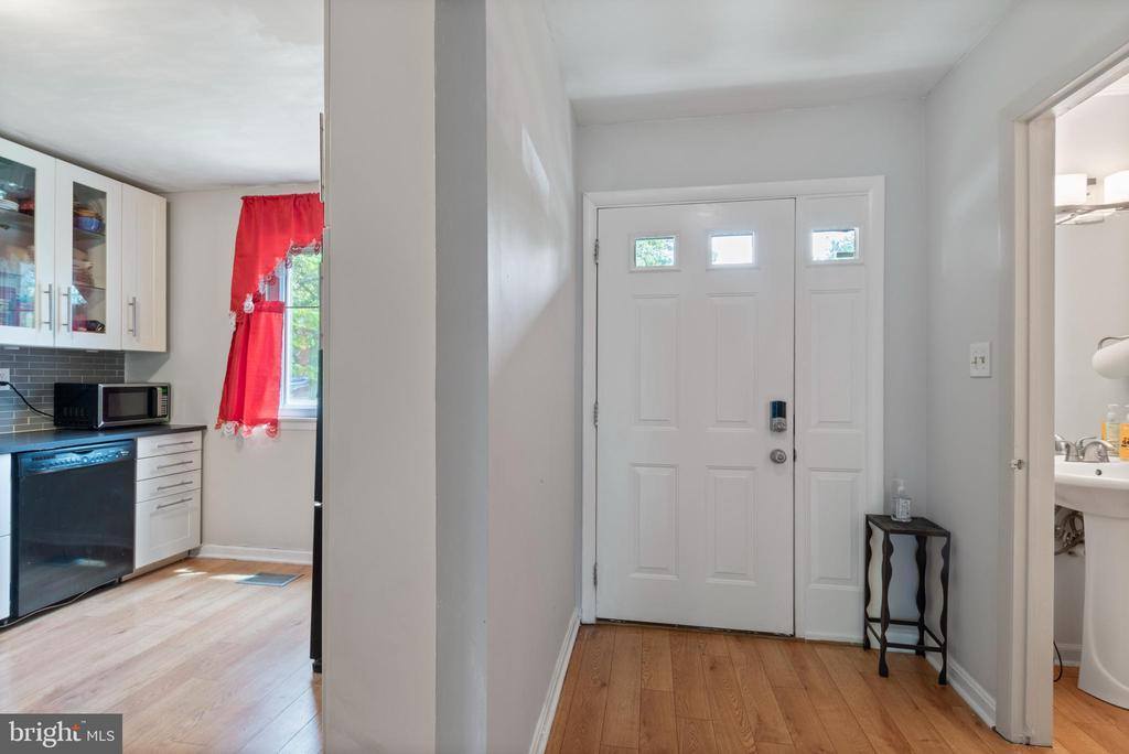 13317 Woodruff Court, Germantown, MD 20874