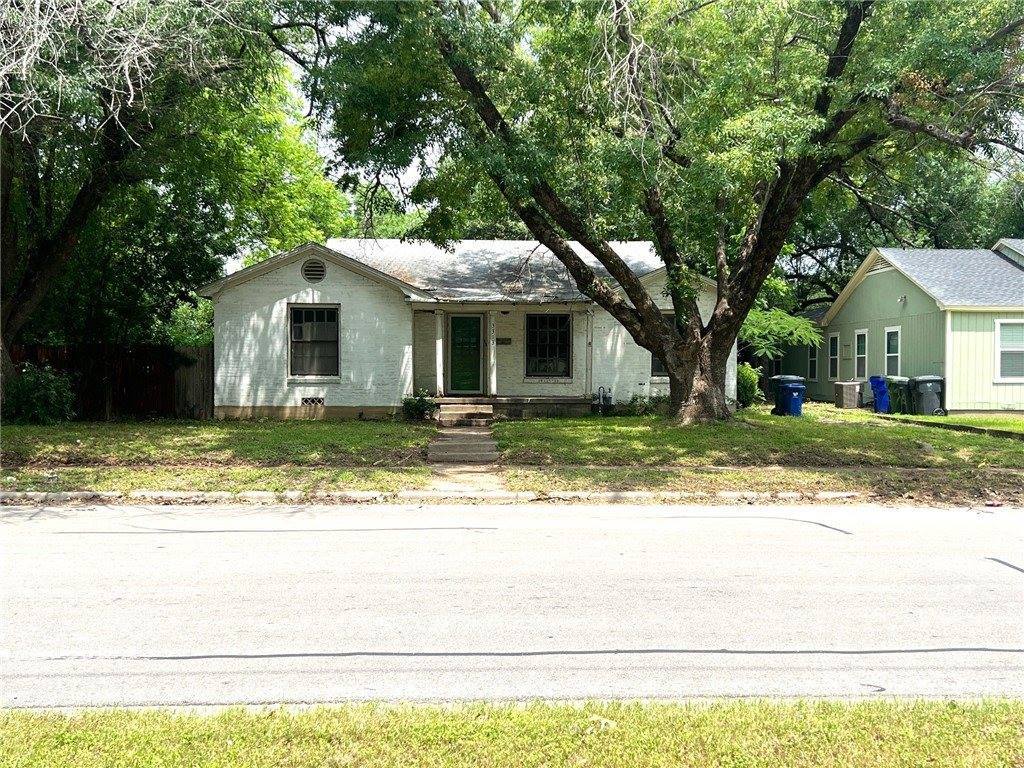 3313 East Brookview Drive, Waco, TX 76707