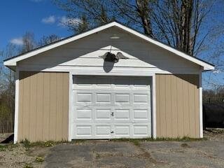 189 St. Albans Road, Corinna, ME 04928