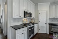 17200 Ledgestone Dr, Prairieville, LA 70769