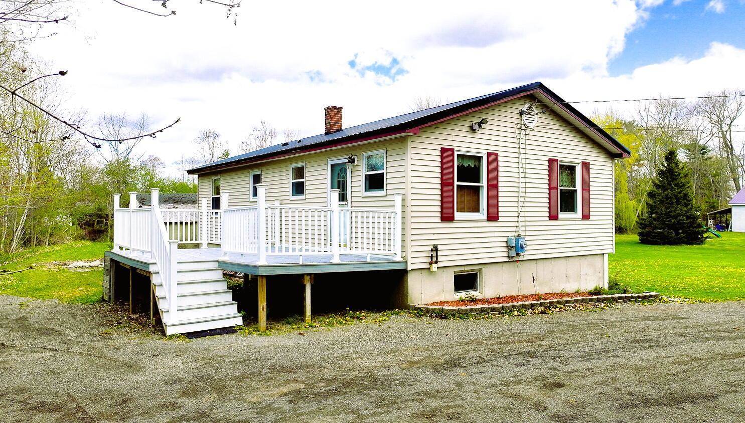 56 Oak Street, Milford, ME 04461