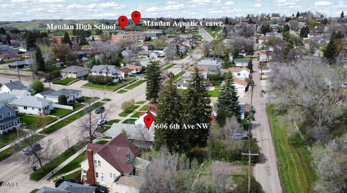 606 6th Ave NW, Mandan, ND 58554