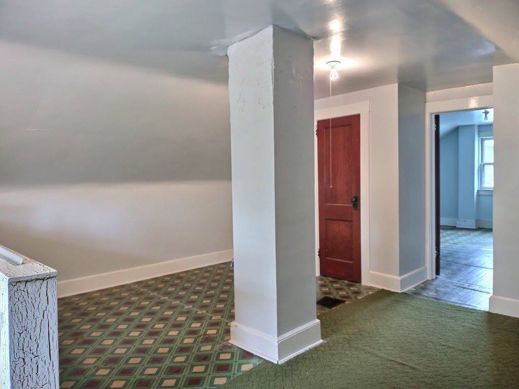 14 Nassau Street, Johnson City, NY 13790