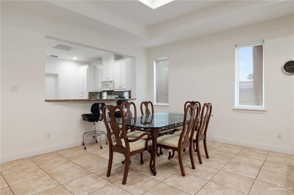 800 Sunset Drive, #B18, McAllen, TX 78503