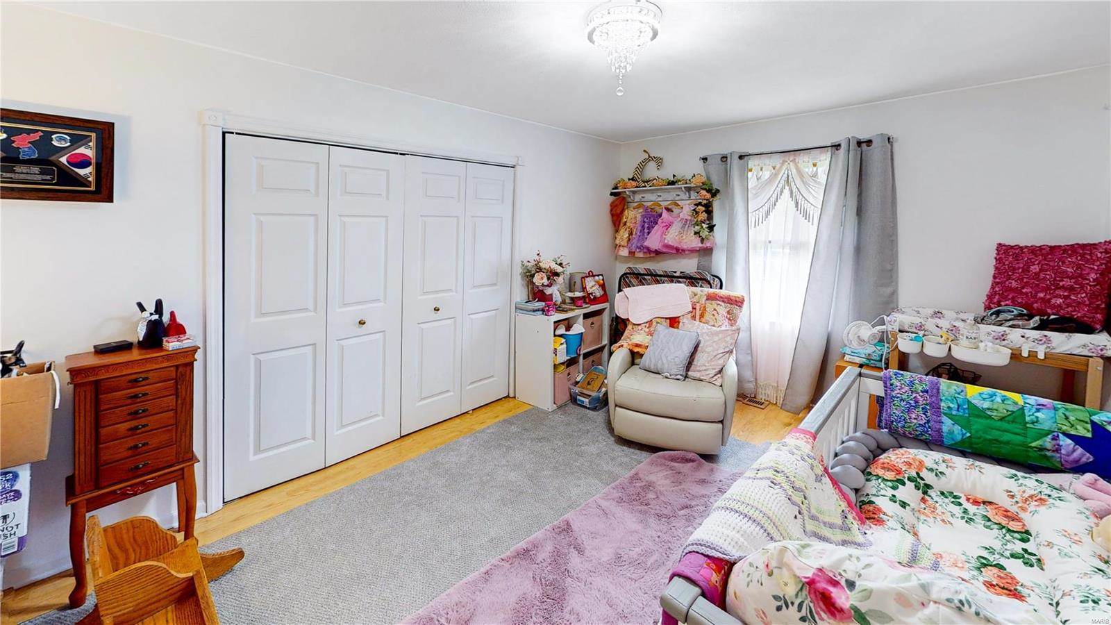 413 Hickory Manor, Belleville, IL 62223