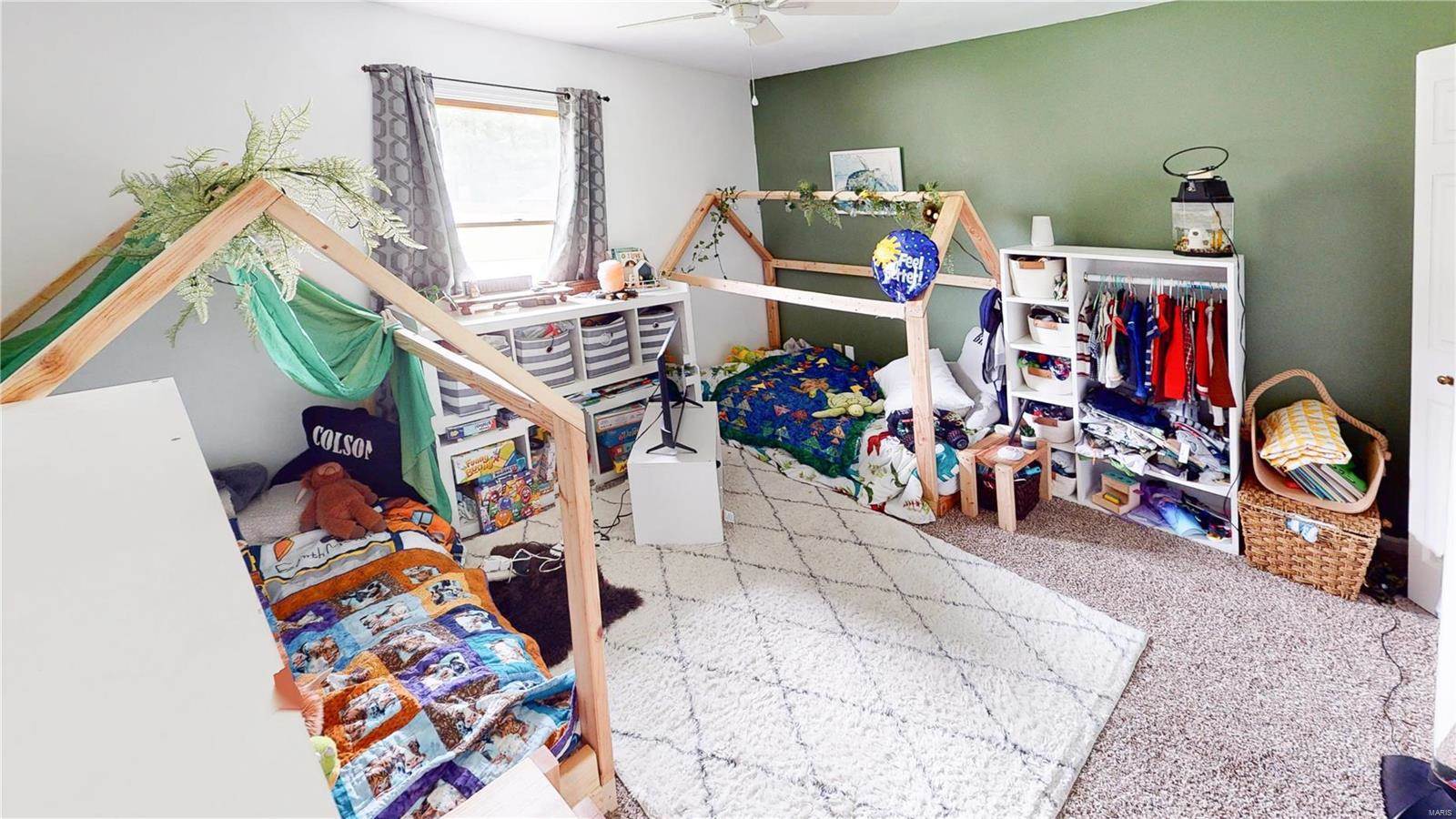 413 Hickory Manor, Belleville, IL 62223