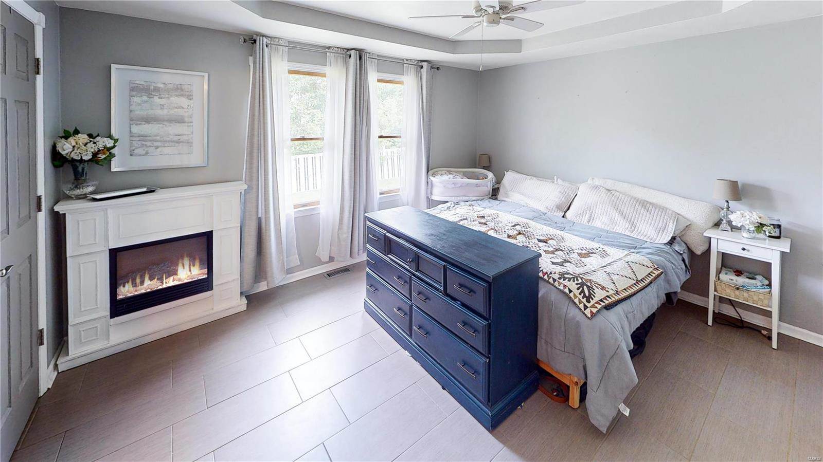 413 Hickory Manor, Belleville, IL 62223