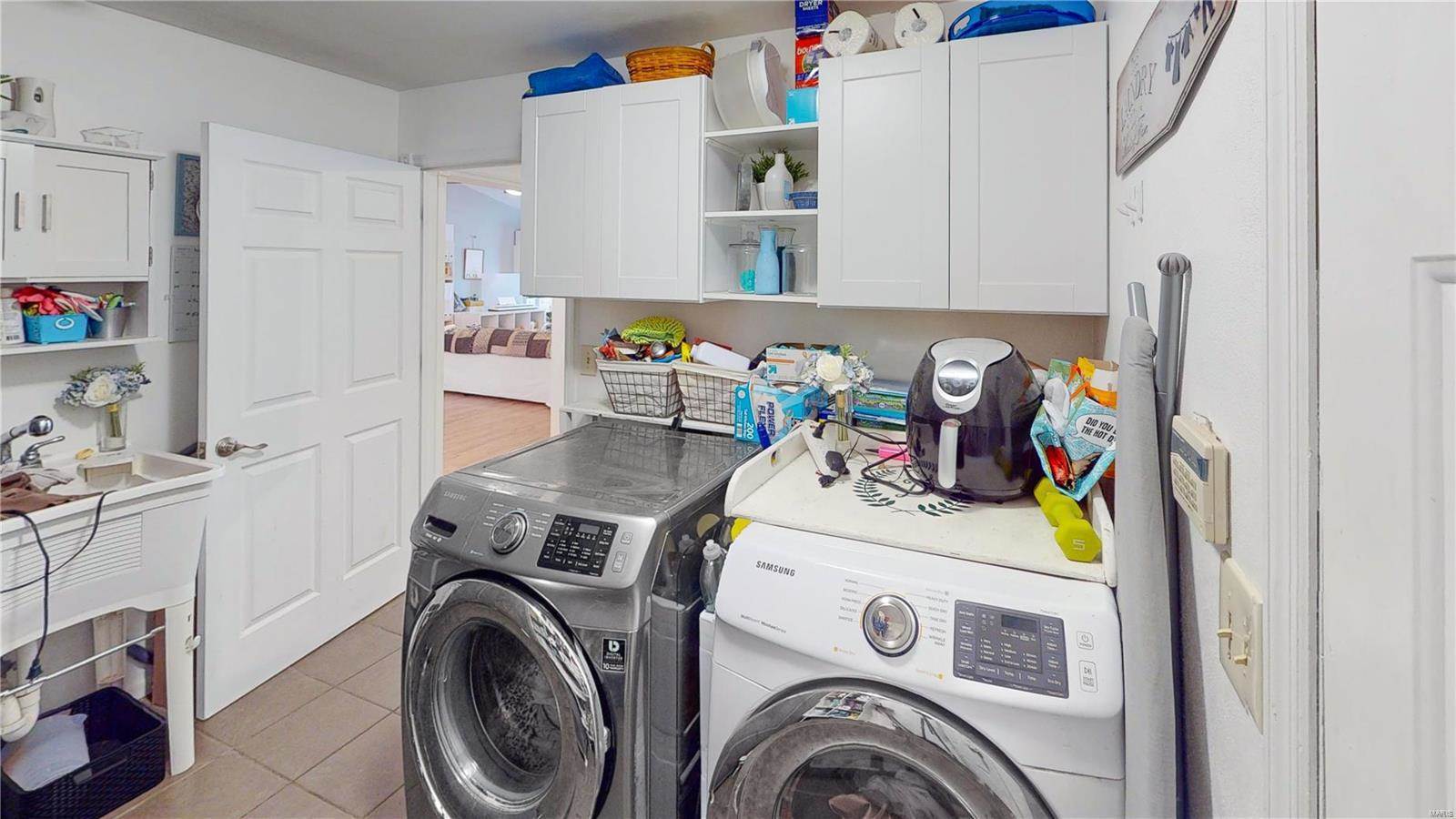 413 Hickory Manor, Belleville, IL 62223