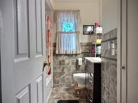 47 Leslie Avenue, Conklin, NY 13748