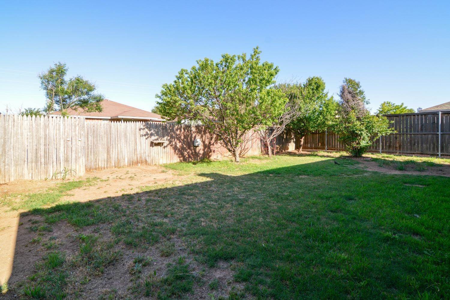 8908 Dixon Avenue, Lubbock, TX 79423