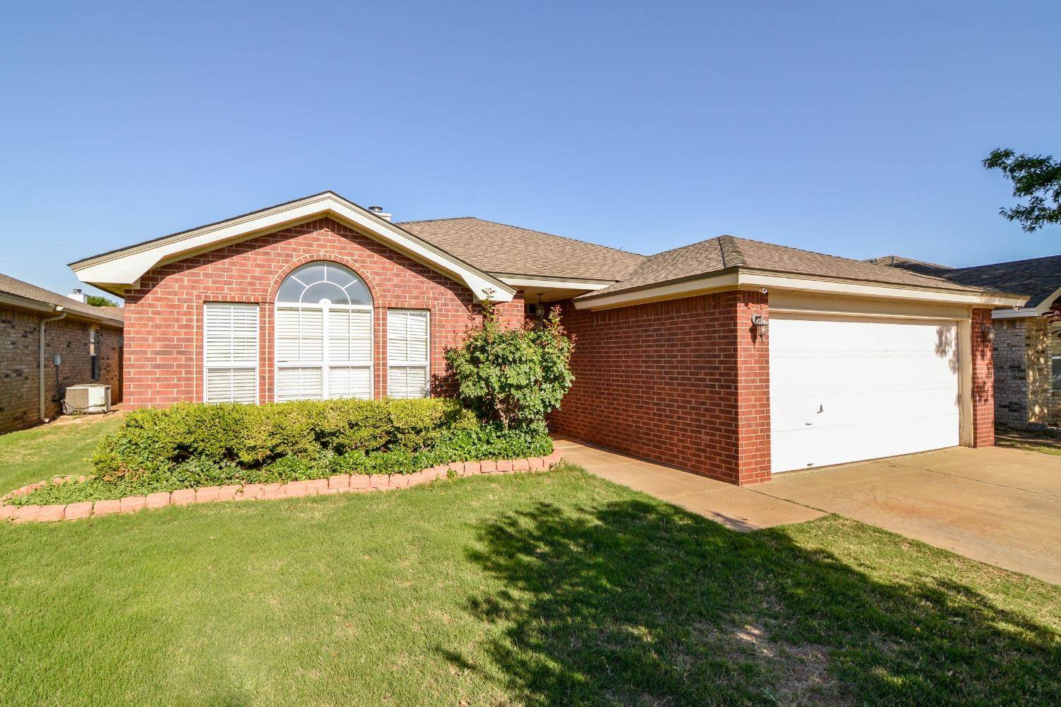 8908 Dixon Avenue, Lubbock, TX 79423