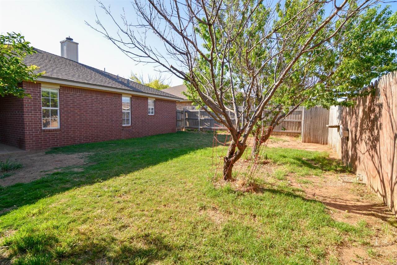 8908 Dixon Avenue, Lubbock, TX 79423