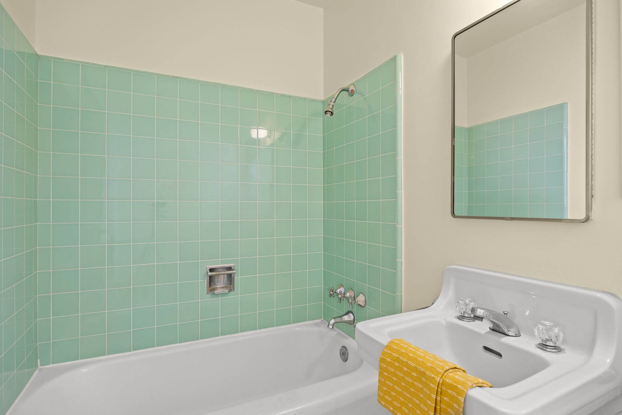 204 Canada Street, Ojai, CA 93023