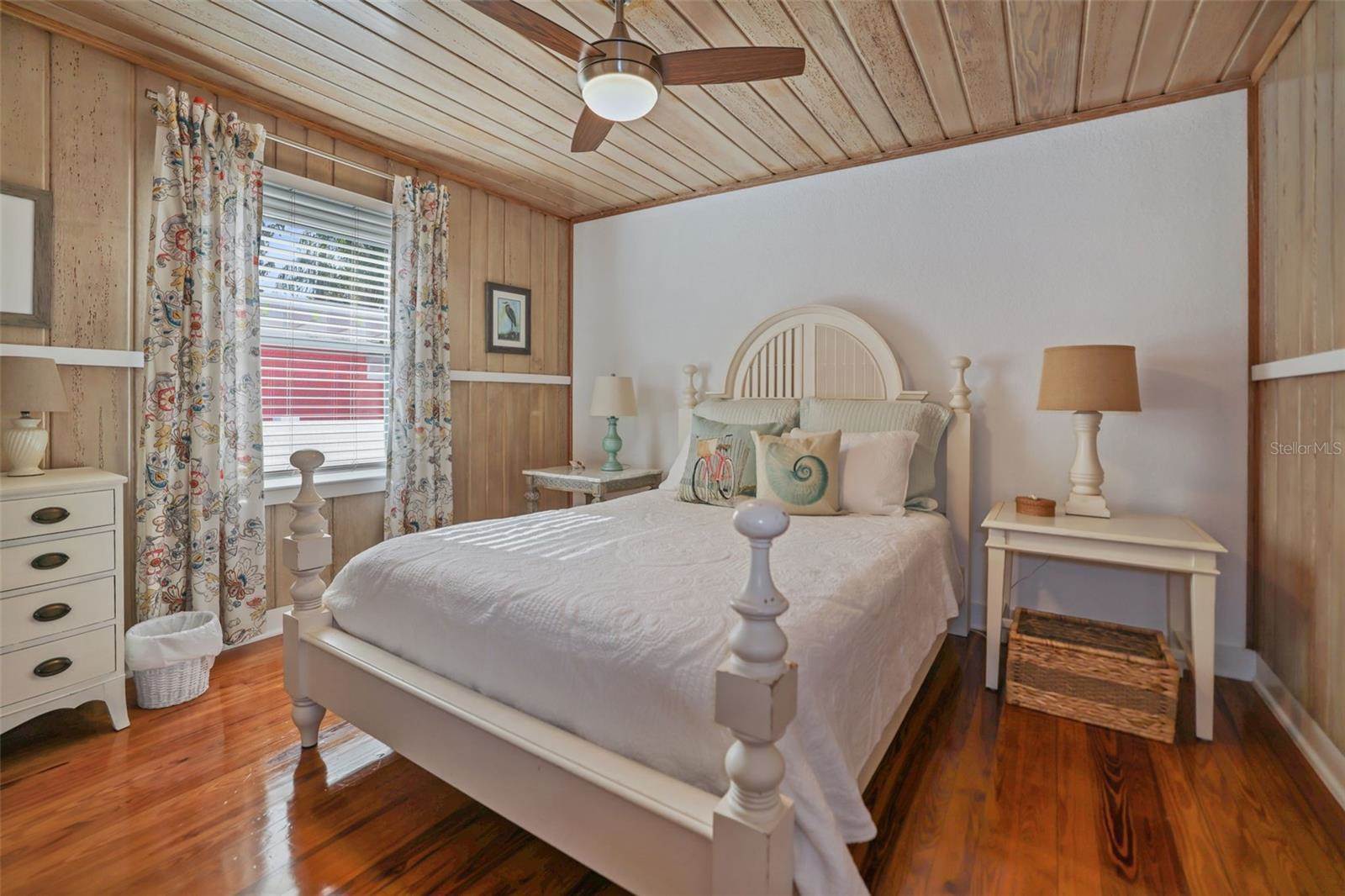 1020 Granada Street, Clearwater, FL 33755