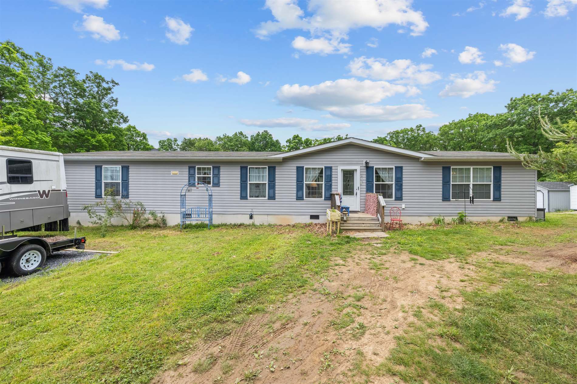 979 Sherman Drive, Augusta, WV 26704