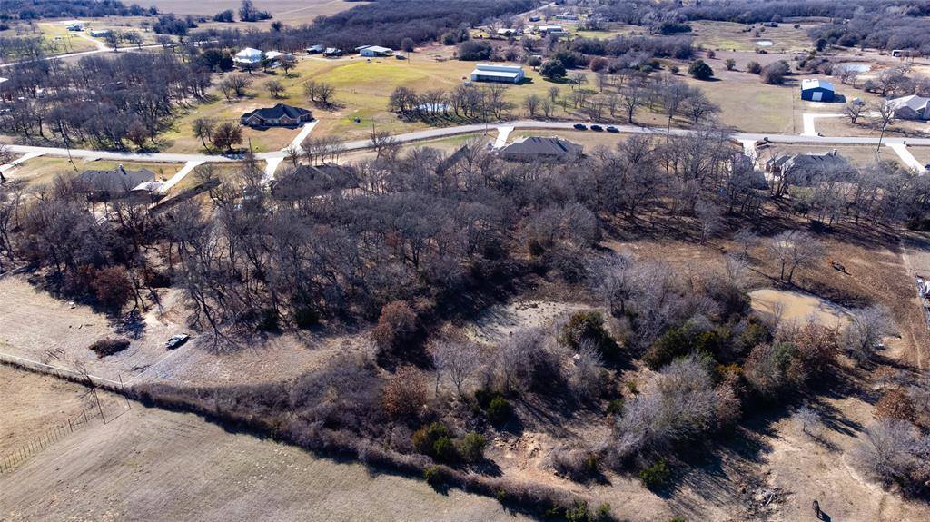 220 Amanda Drive, Weatherford, TX 76088