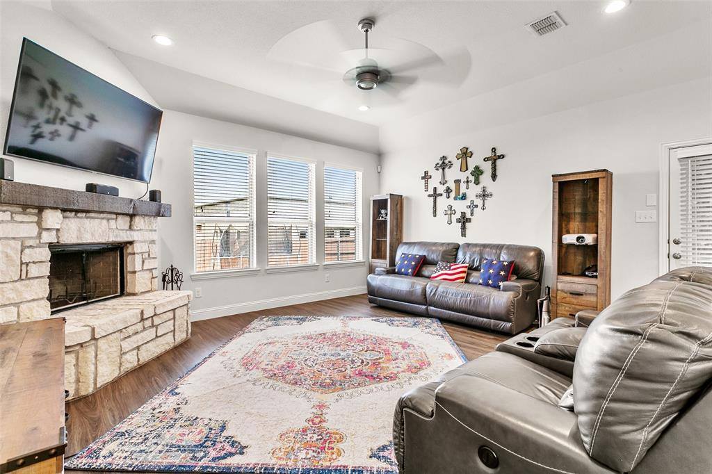 6121 Whale Rock Court, Fort Worth, TX 76179