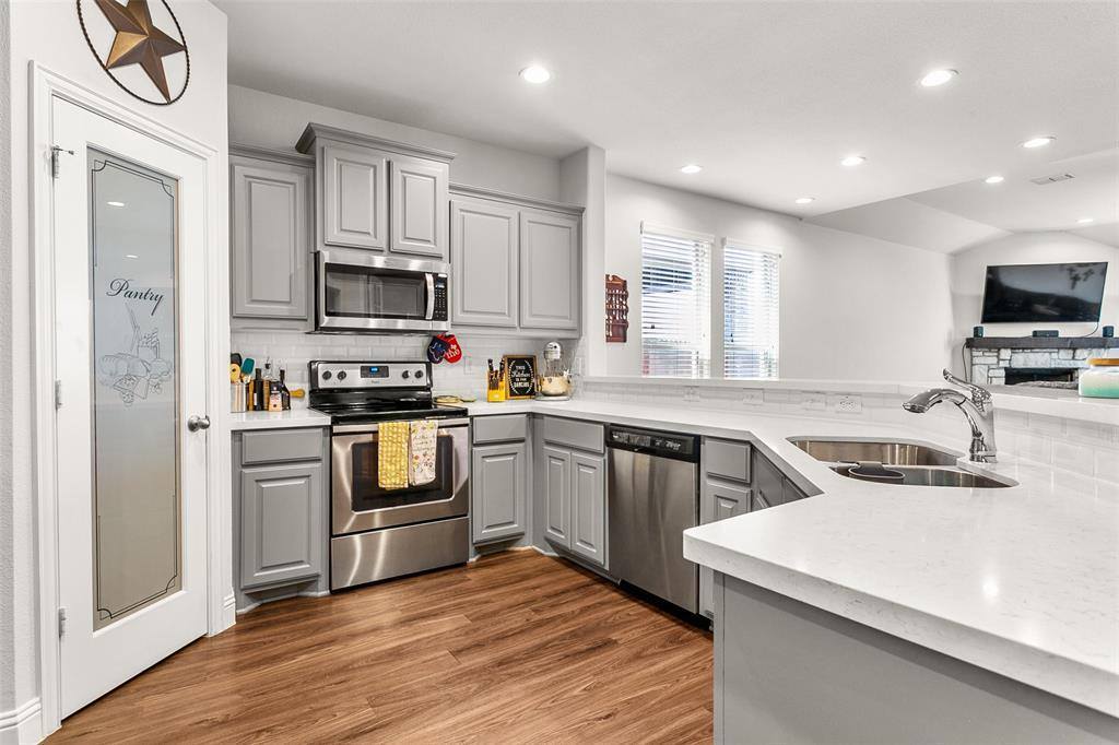 6121 Whale Rock Court, Fort Worth, TX 76179