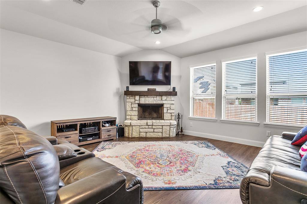 6121 Whale Rock Court, Fort Worth, TX 76179