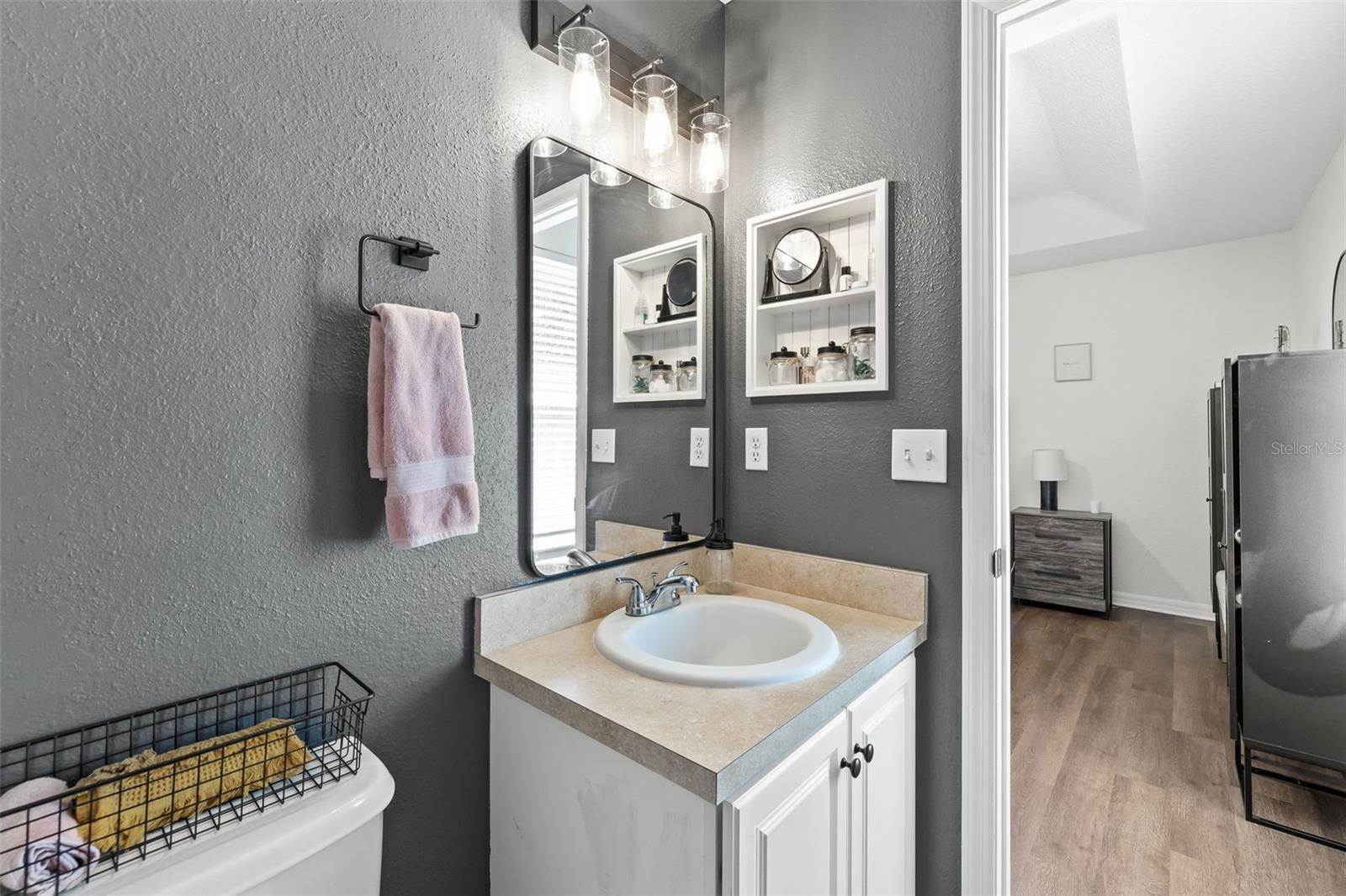 8715 Sheldon Creek Boulevard, Tampa, FL 33615