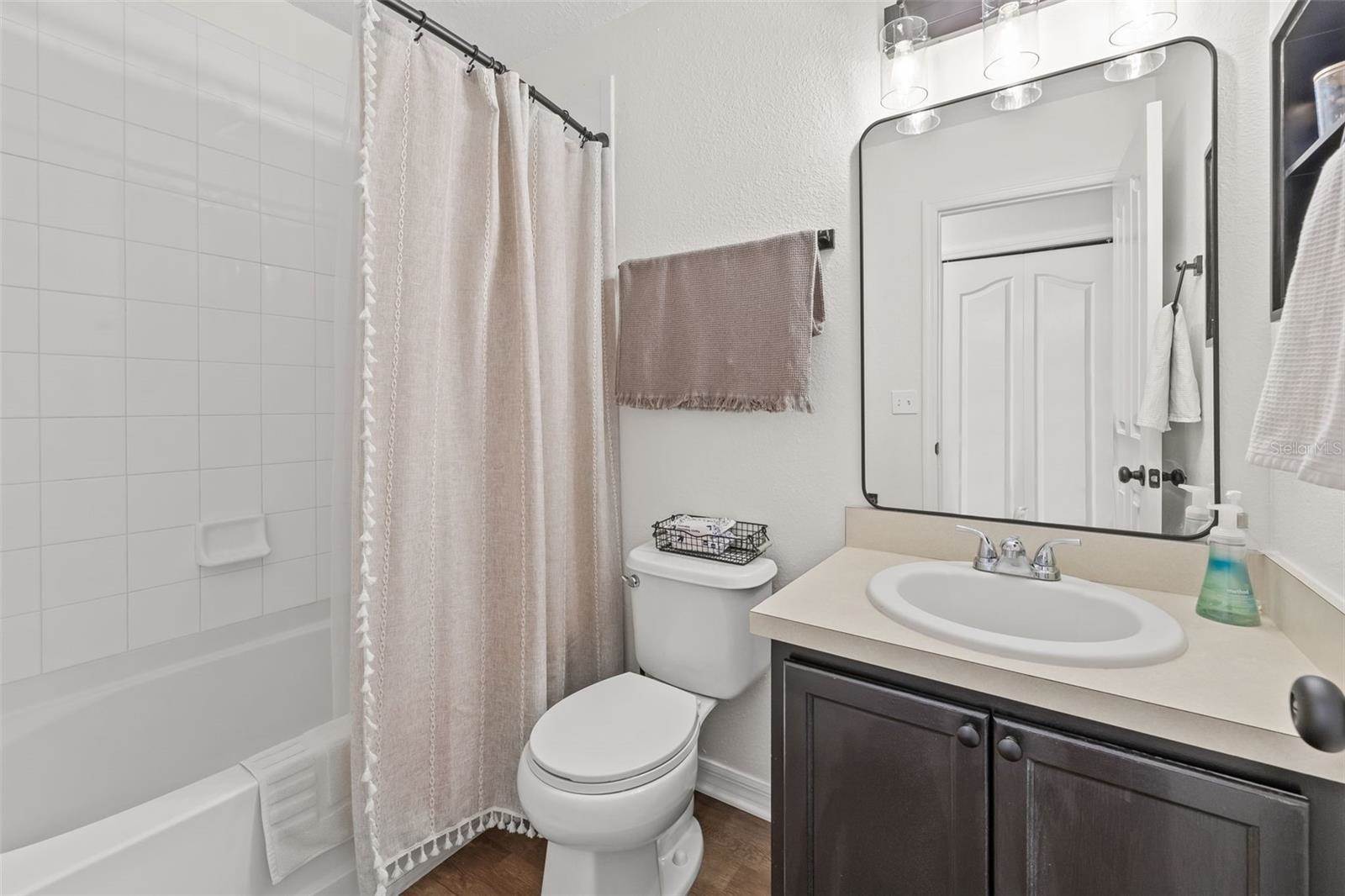 8715 Sheldon Creek Boulevard, Tampa, FL 33615